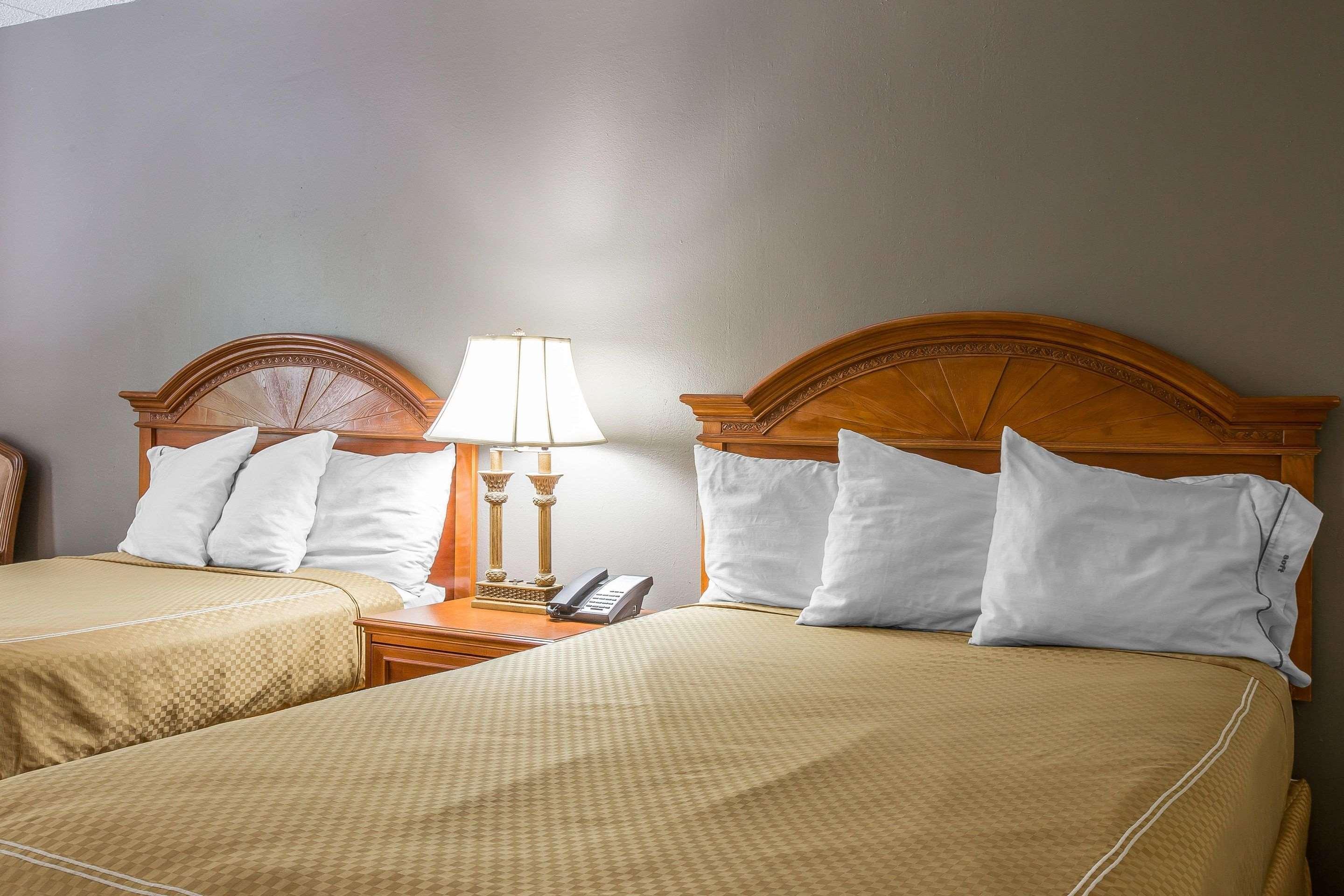 Rodeway Inn Anderson Dış mekan fotoğraf